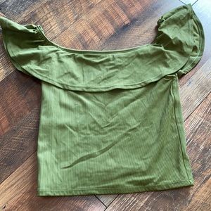 Ribbed olive green youth 12/13 kortni jeane top. Also fits women xs